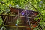 Way`s Station- A Tree House Hidden In The Woods